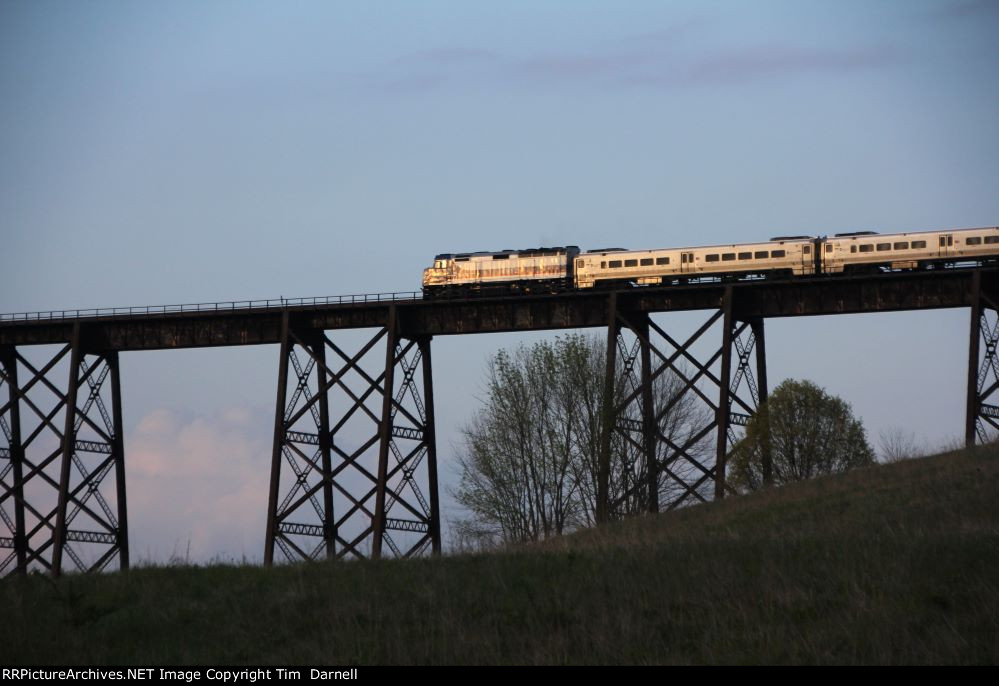 MNCW 4912 on Moodna viaduct